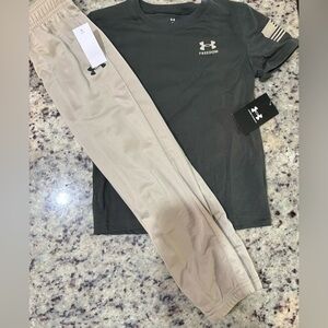 U A  size 6 set dri fit jogger and matching t shirt